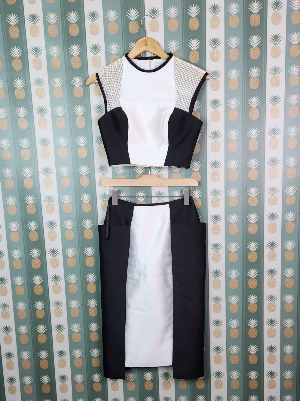 Ieena for Mac Duggal Black & White Skirt Set